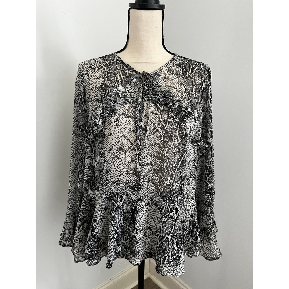 Banana Republic Grey Animal Print Blouse sz Medium Ruffle Peplum Office Chic Mob